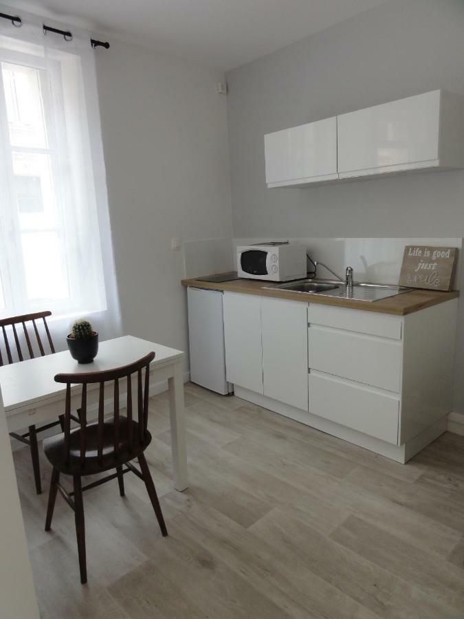 L'Eau Reine Apartment Сомюр Екстериор снимка